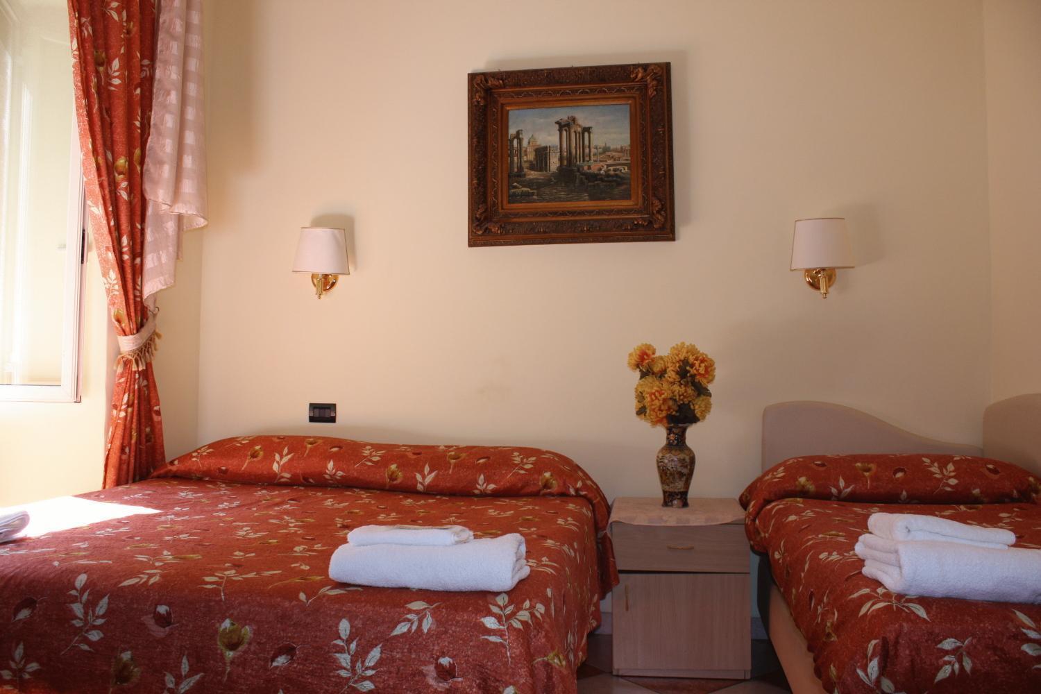 Double Room Private Bathroom