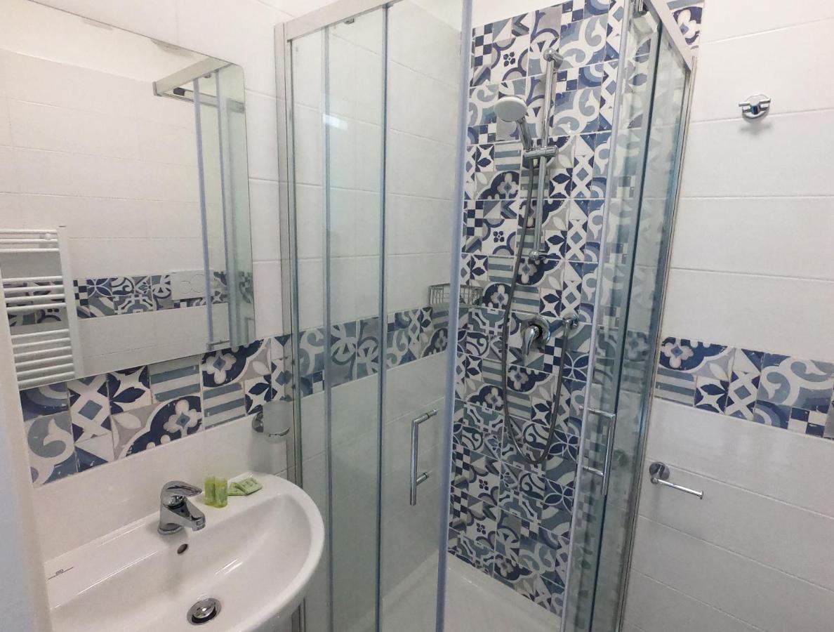 Single Room Sea View