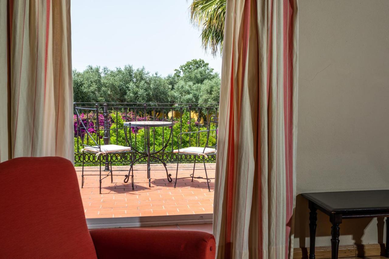 Superior Double Room Balcony Garden View