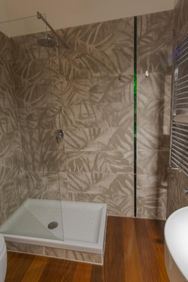 Double or Twin Room Private Bathroom