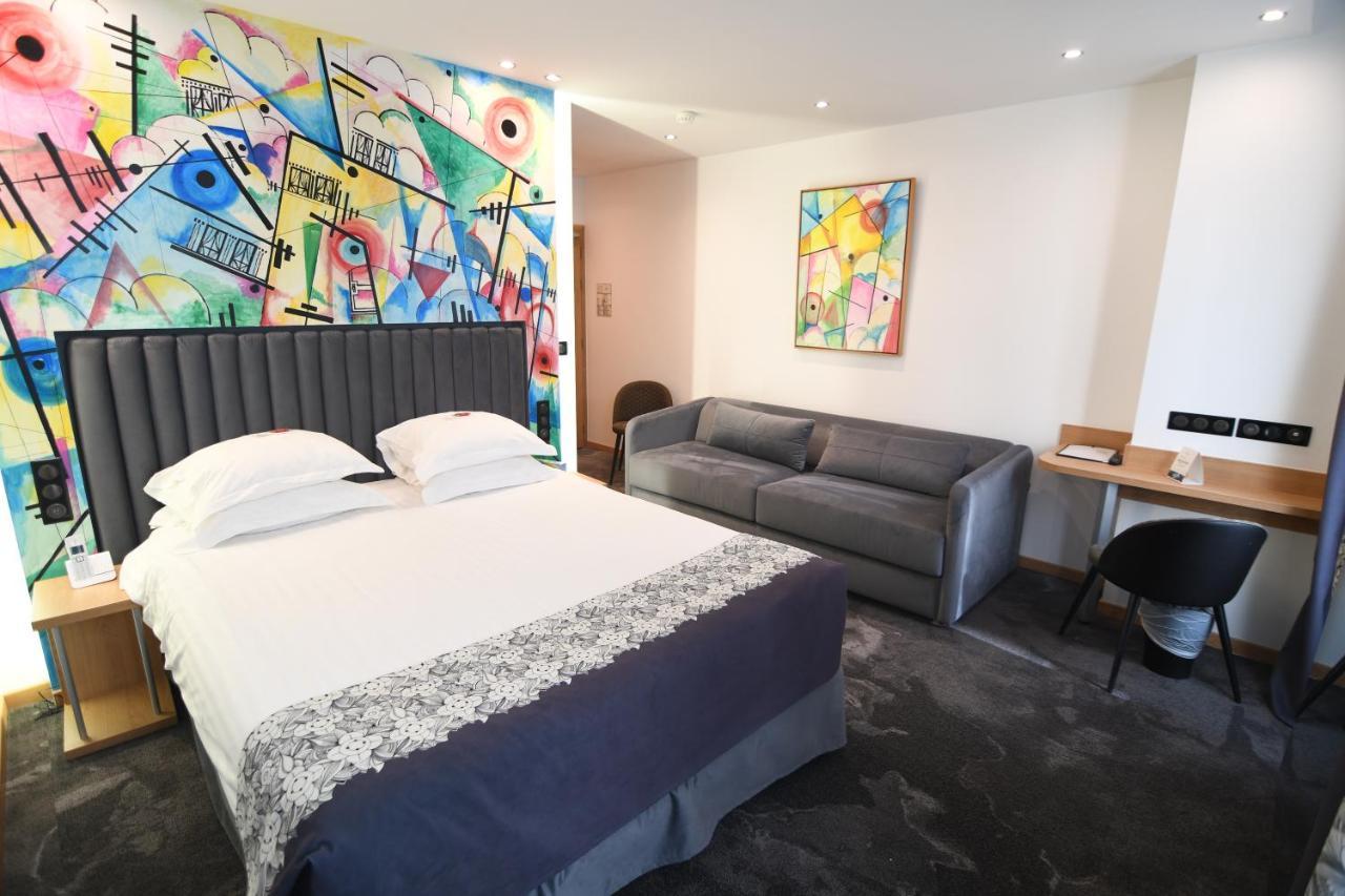 Superior Deluxe Double Room 2 extra beds available extra fees