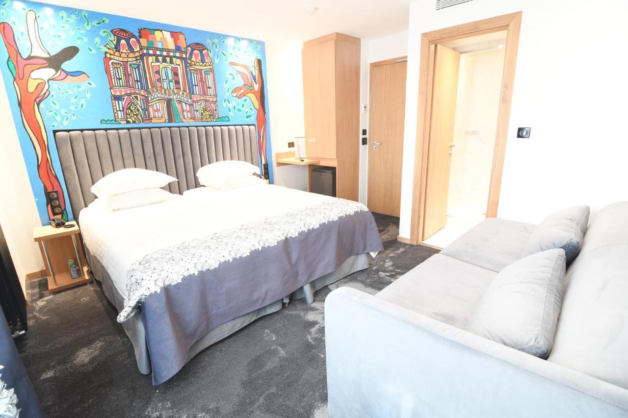 Superior Deluxe Double Room 2 extra beds available extra fees