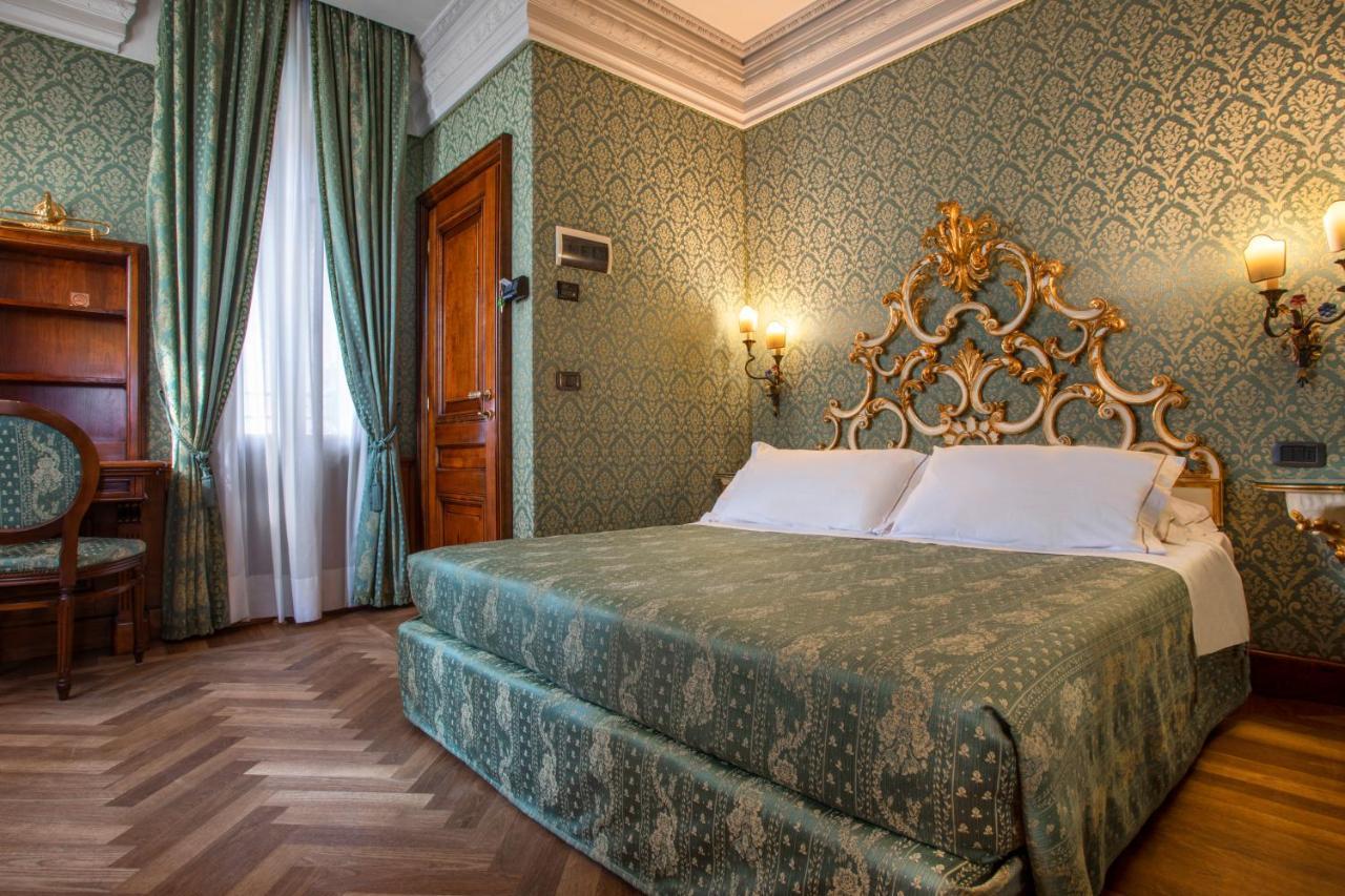 Superior Double or Twin Room Canal View