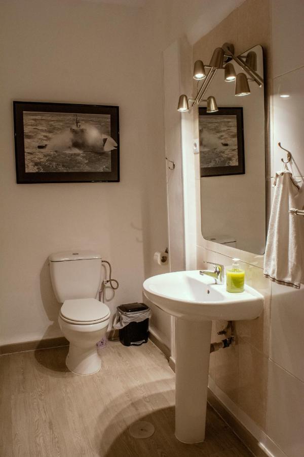 Double Room Extra Bed private bathroom