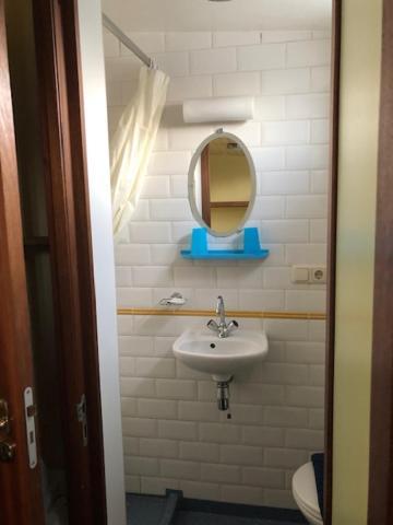 Triple Room Bathroom