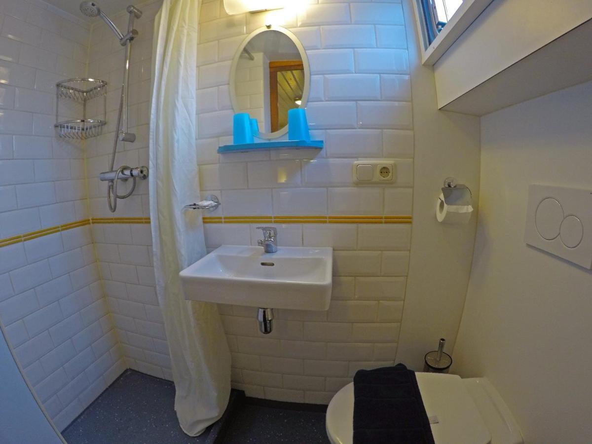 Twin Room Bathroom