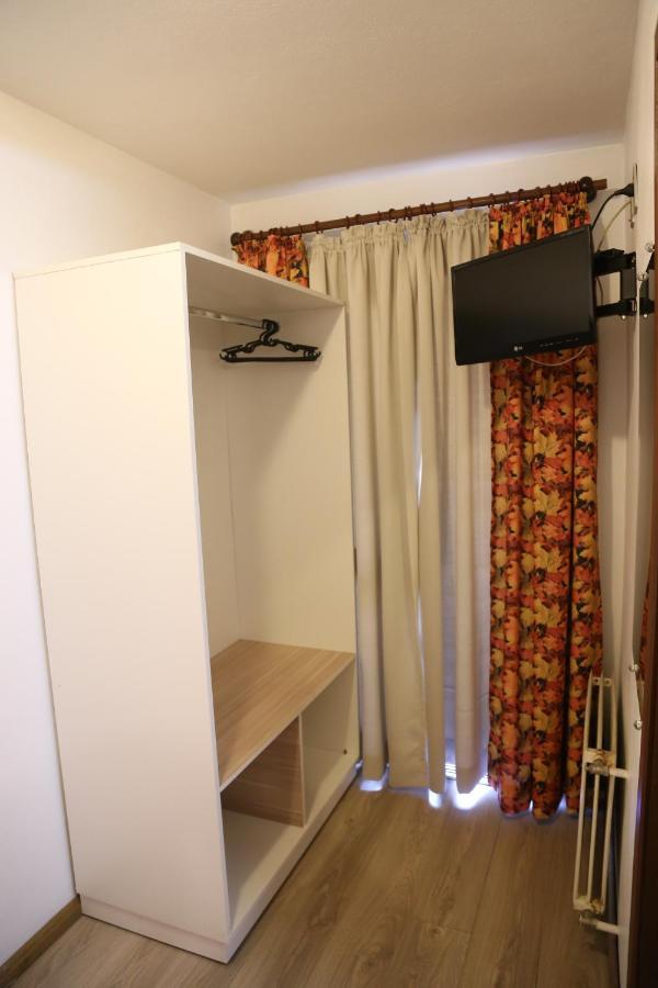 Budget Double Room,1038963925:JPEG
