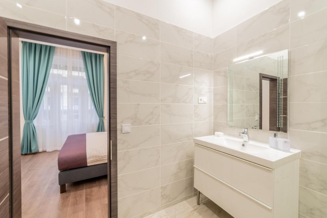 Deluxe Double or Twin Room Balcony
