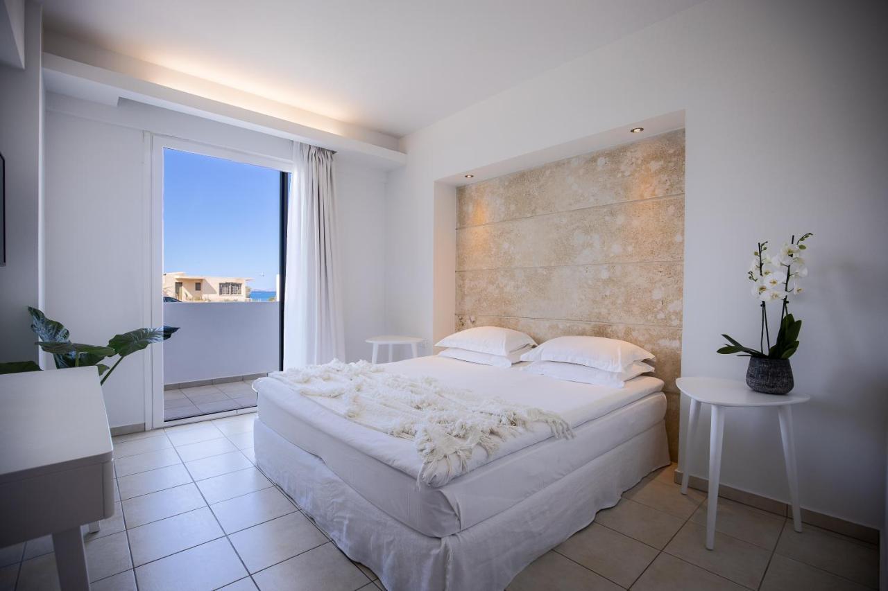 Apartment mit seitlichem Meerblick