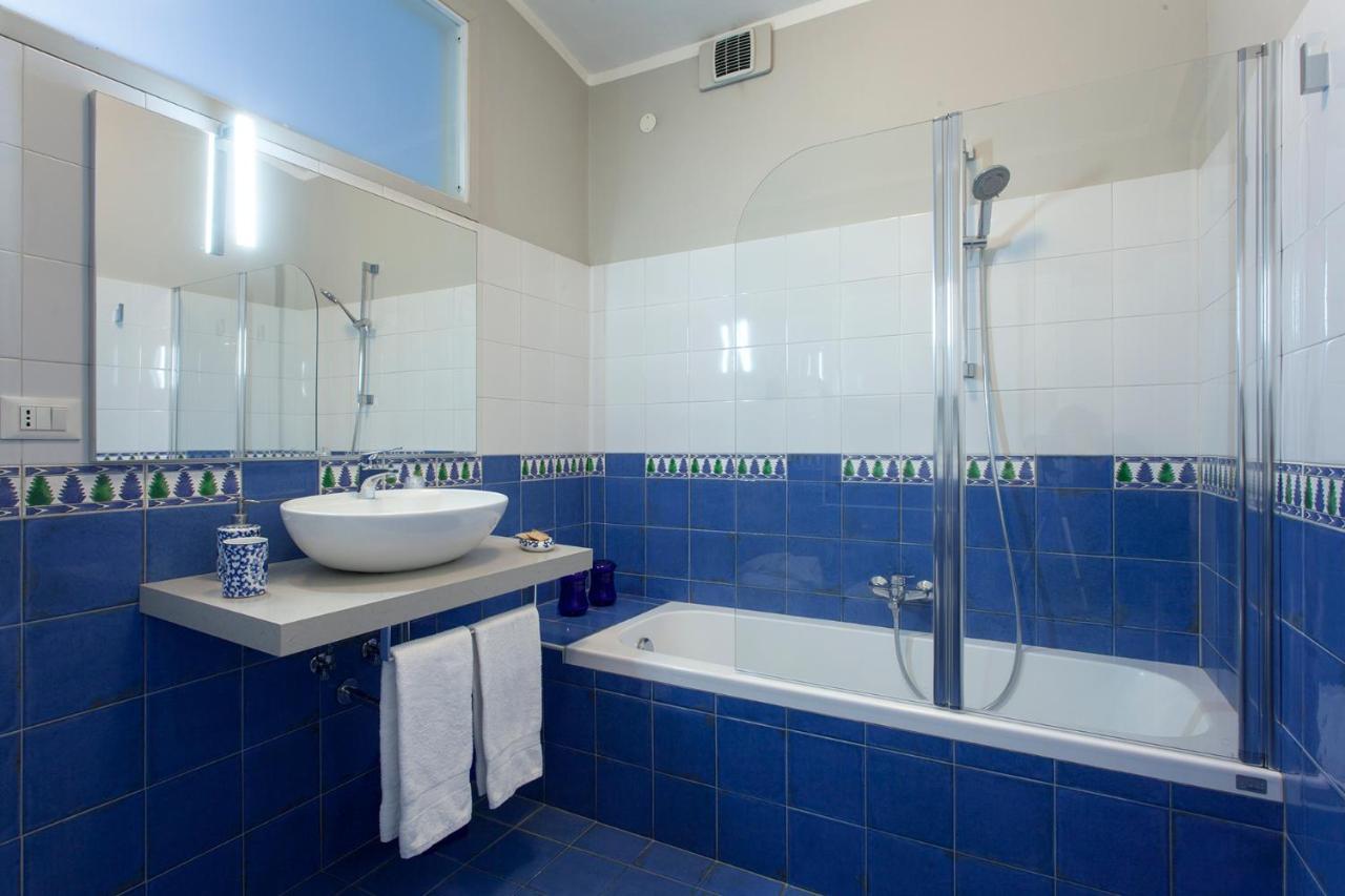 Quadruple Room Private External Bathroom
