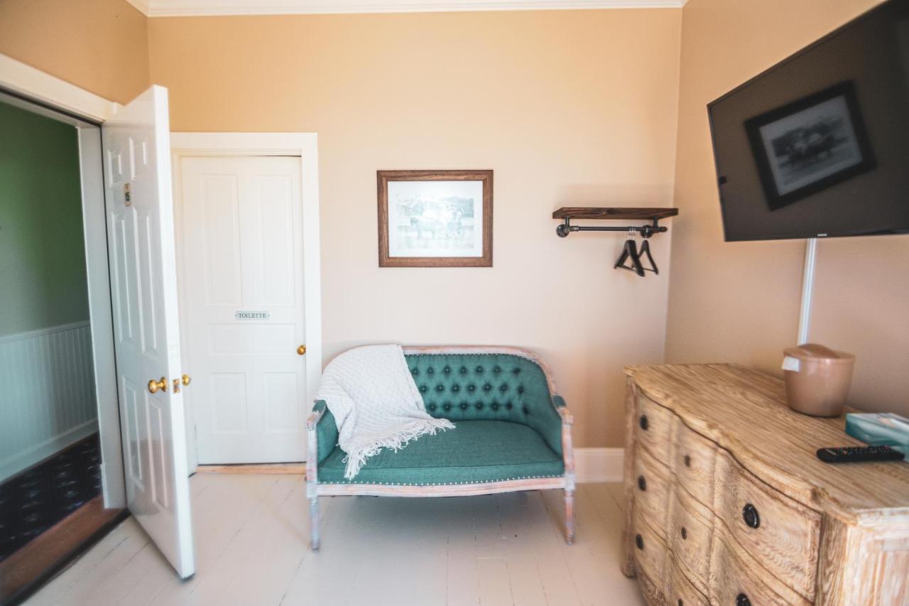 King Room Lake View