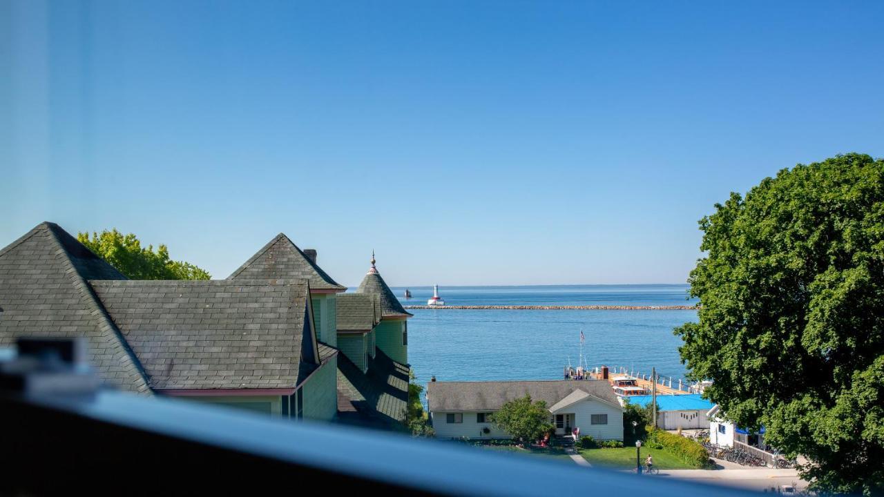 King Room Lake View