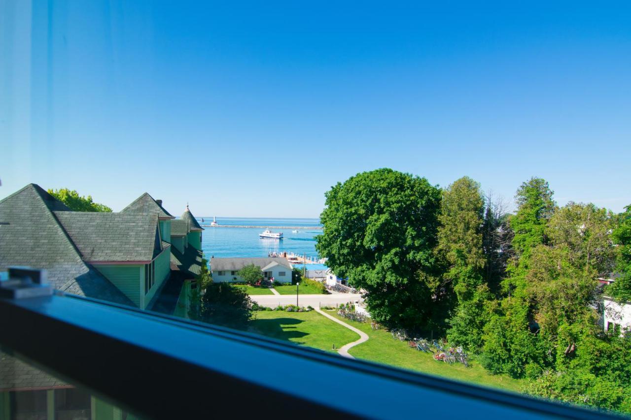 King Room Lake View