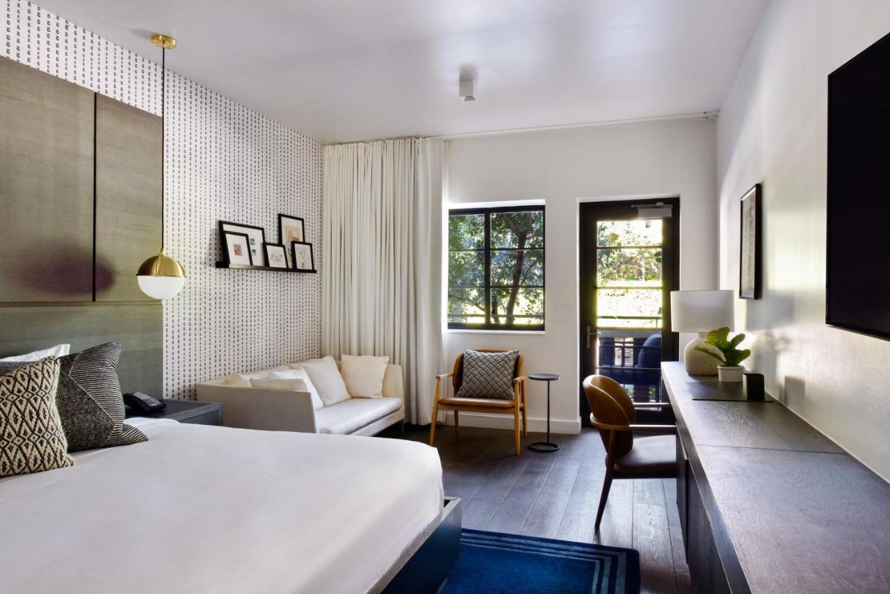 Luxury King Bed Balcony