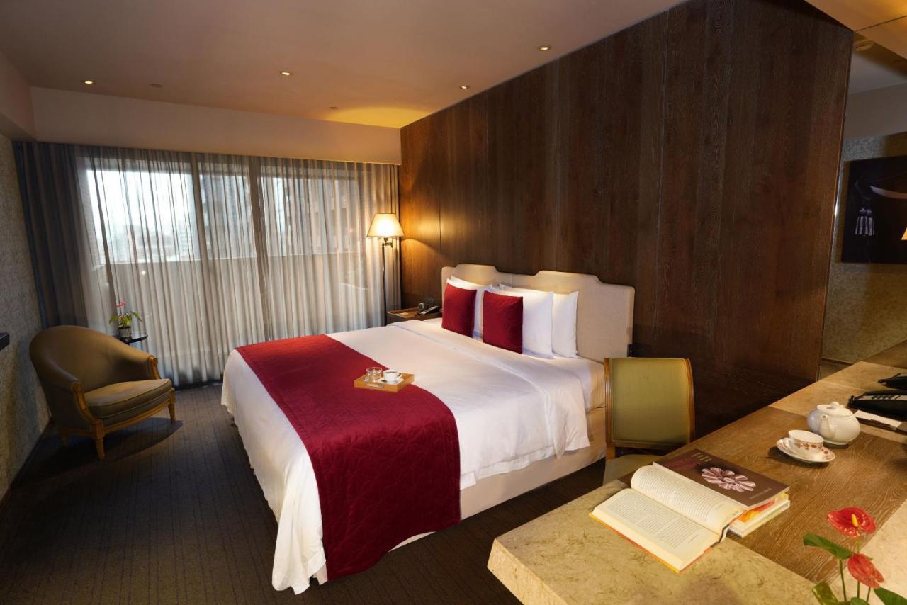 Superior King Room Combined Beds