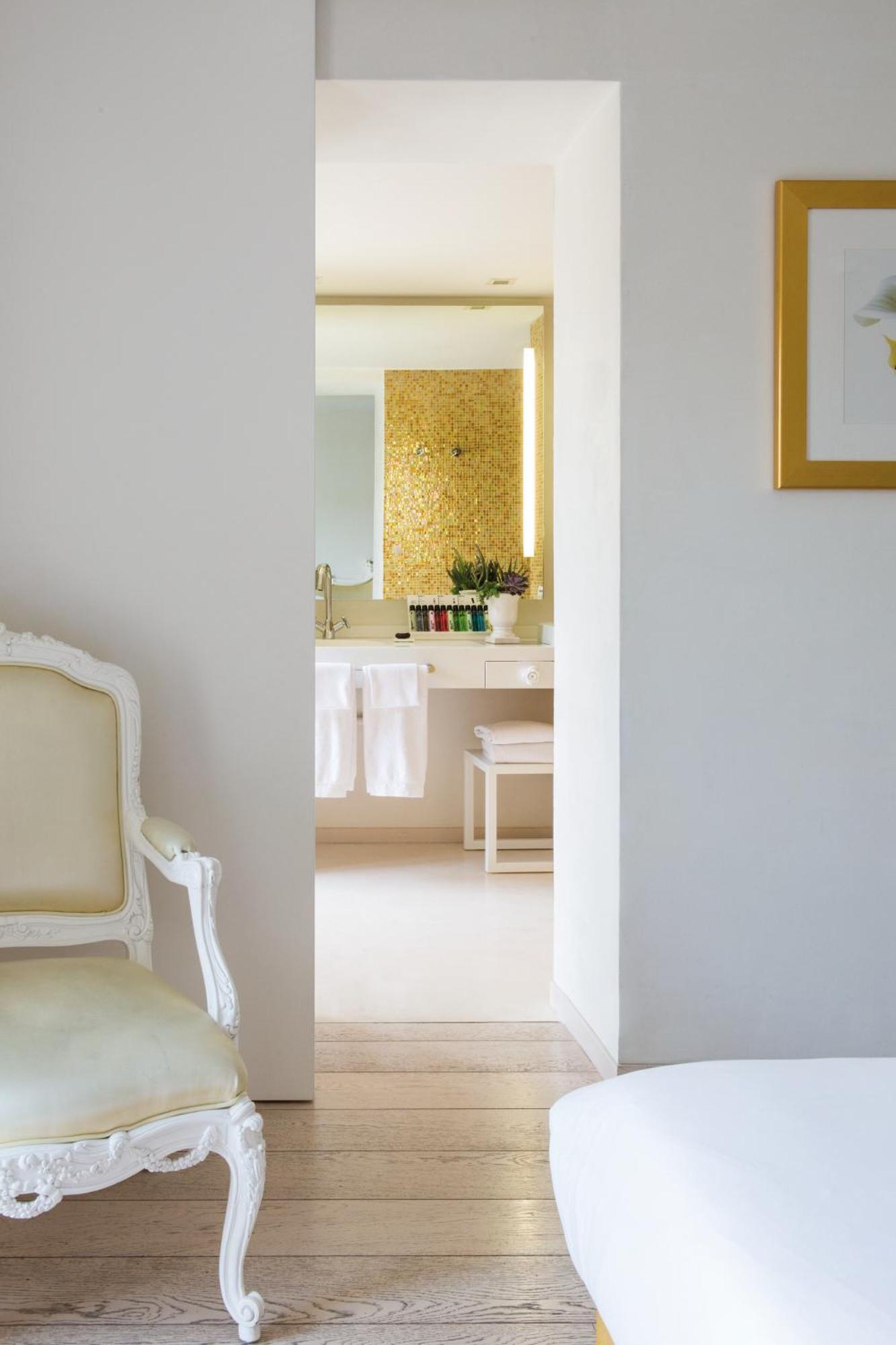 Deluxe Double or Twin Room Spa Access