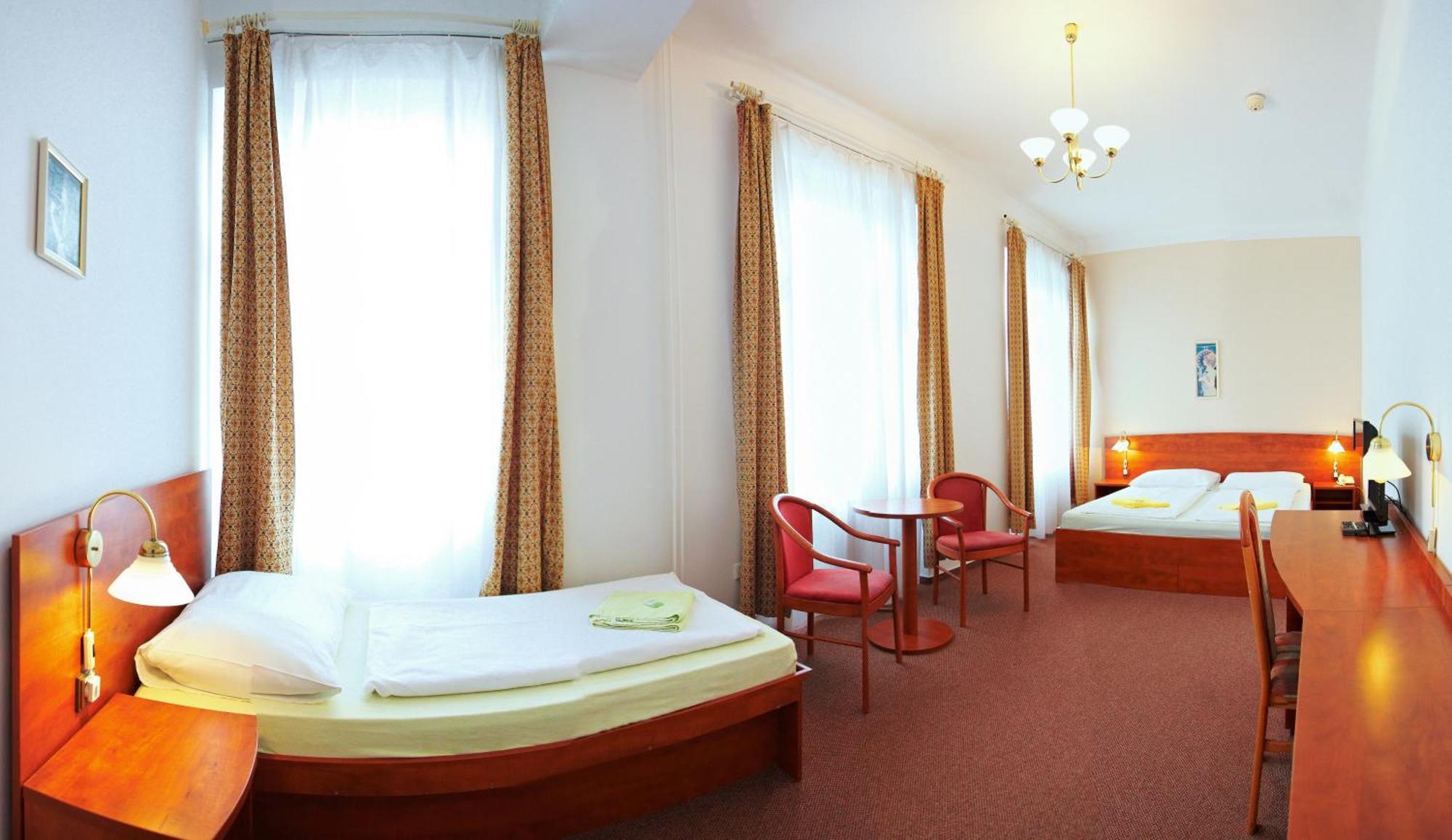 Doppelzimmer mit Zustellbett