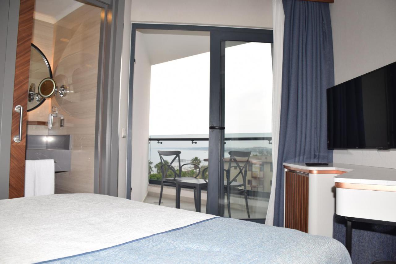 Tweepersoonskamer met 1 of 2 Bedden en Uitzicht op Zee