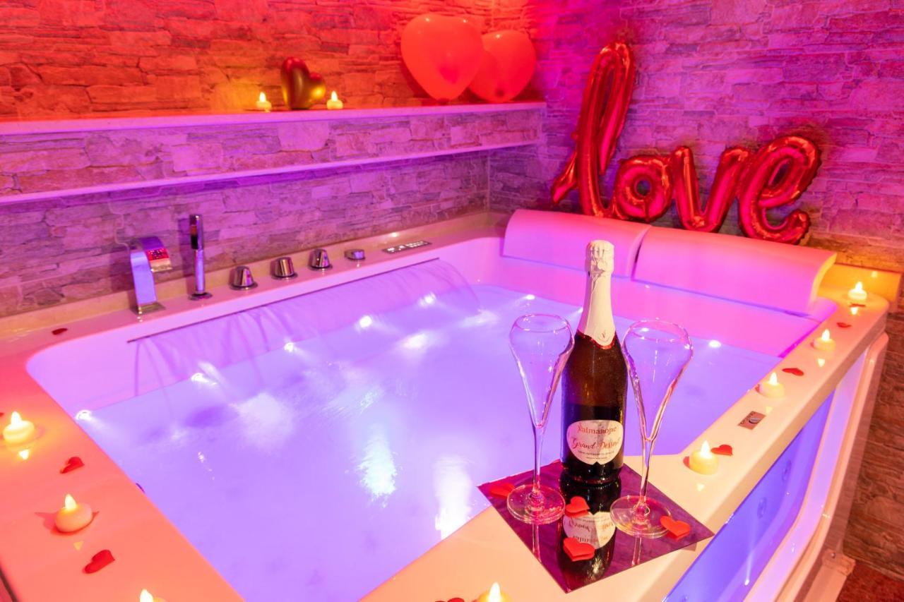 Suite Spa Bath