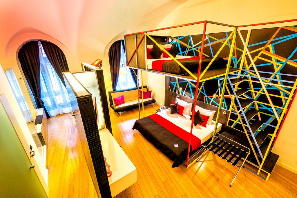 Deluxe Quadruple Room
