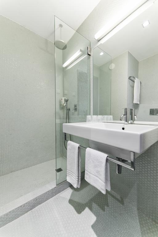 Quarto Duplo Standard
