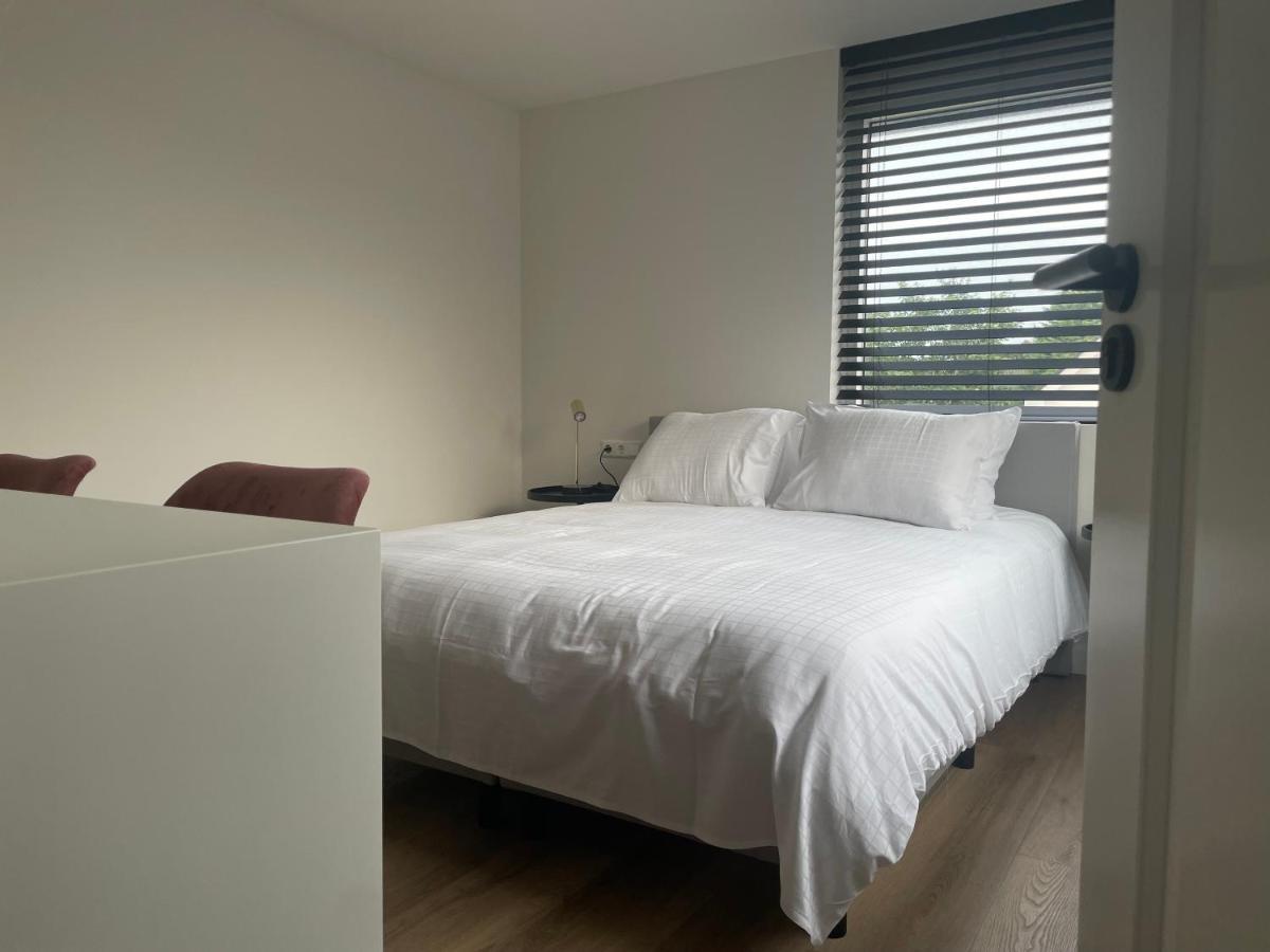 Double Room Private External Bathroom