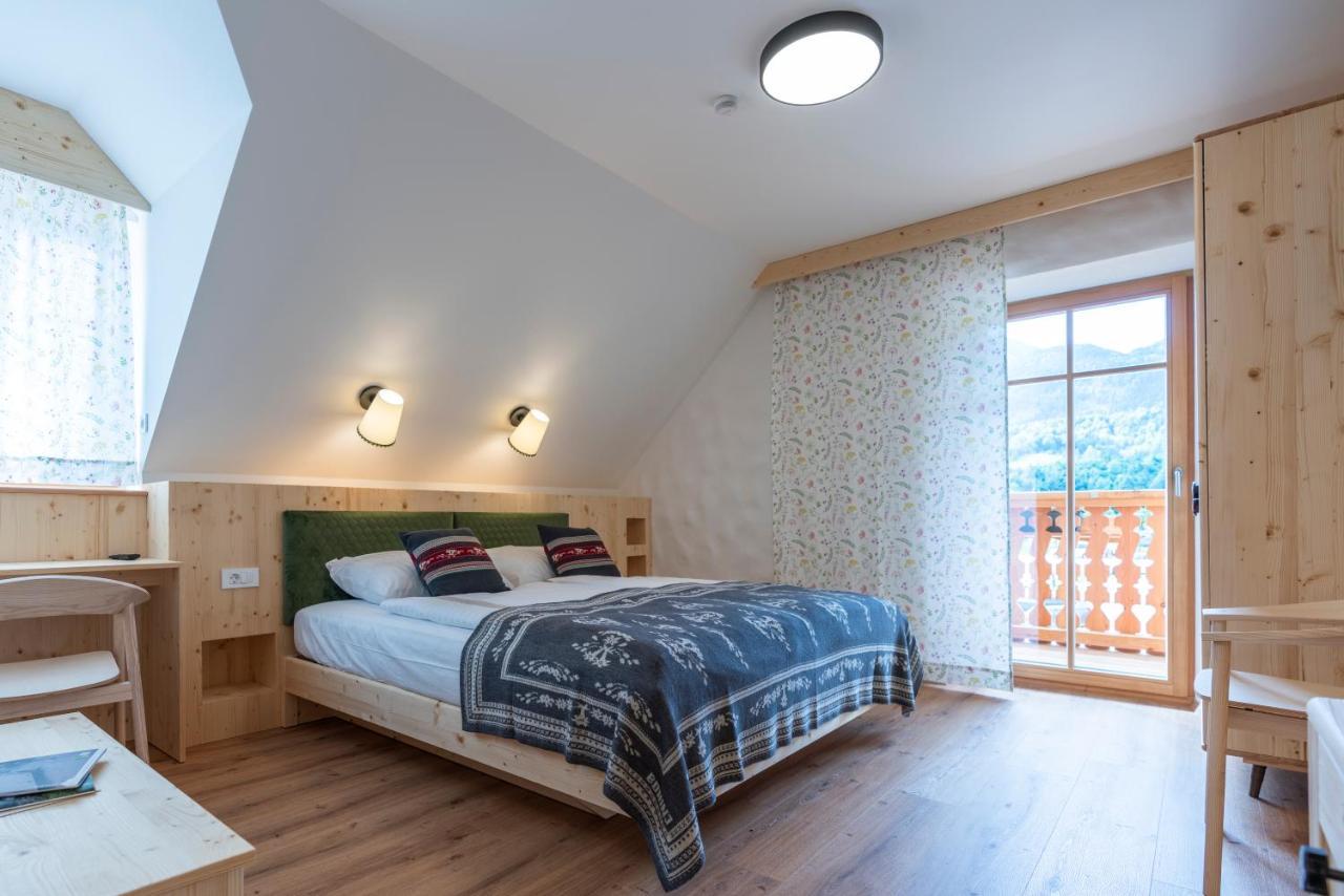 Double Room Mountain View