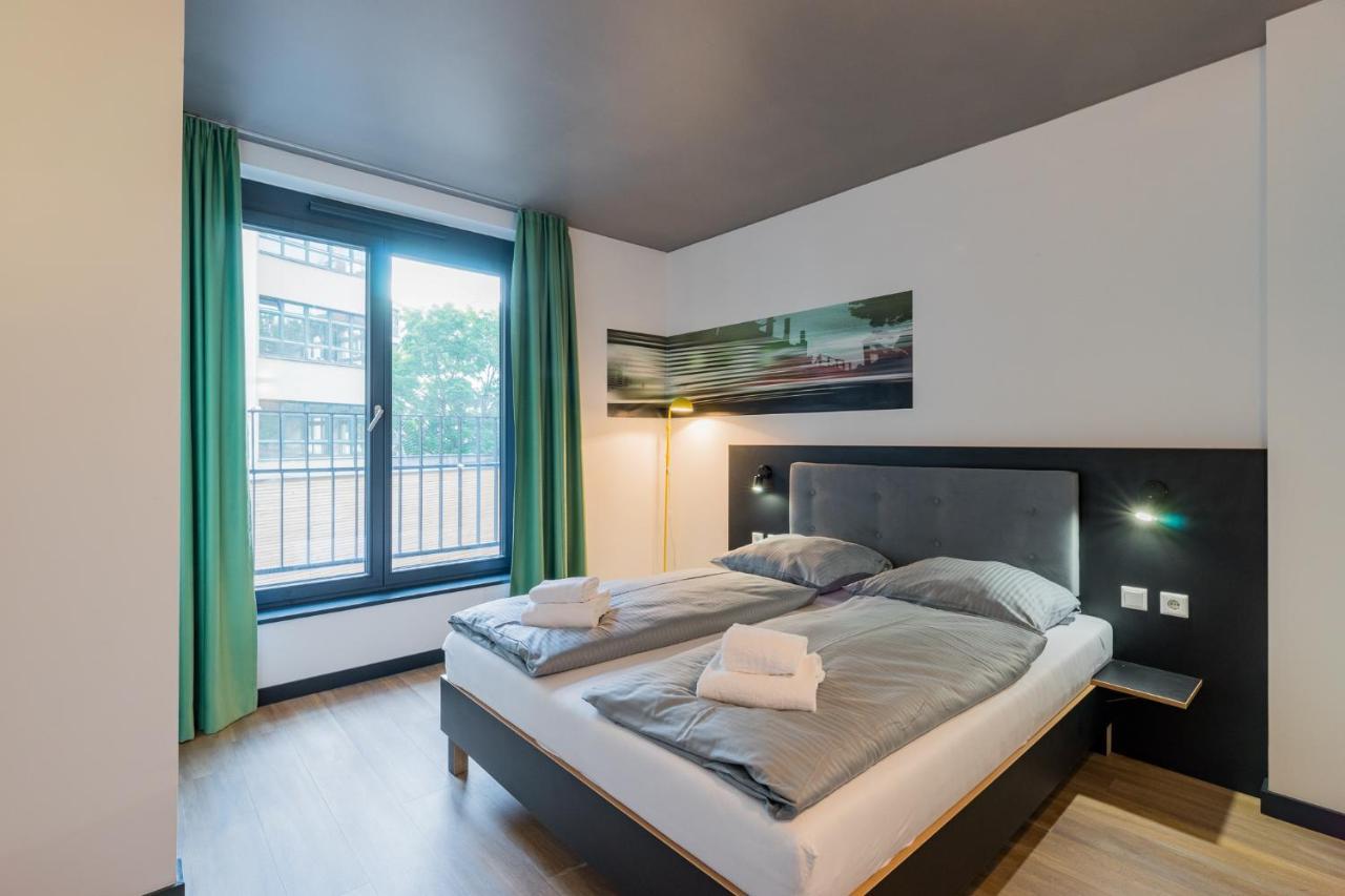Apartment mit Wohn & Schlafzimmer