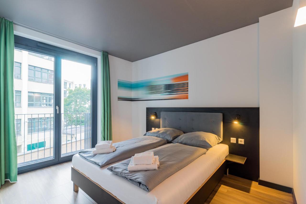 Studio für 3 Personen