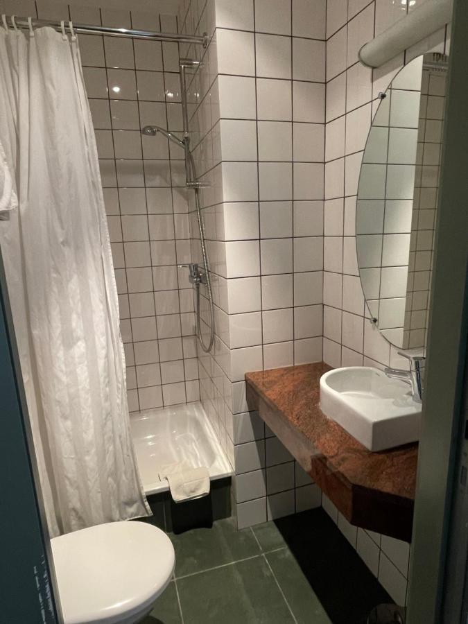 Economy Single Room