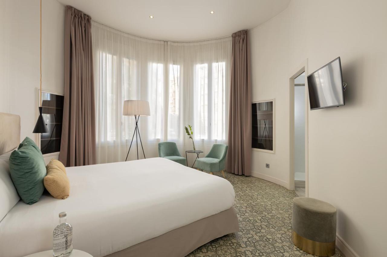 Double or Twin Room Street View