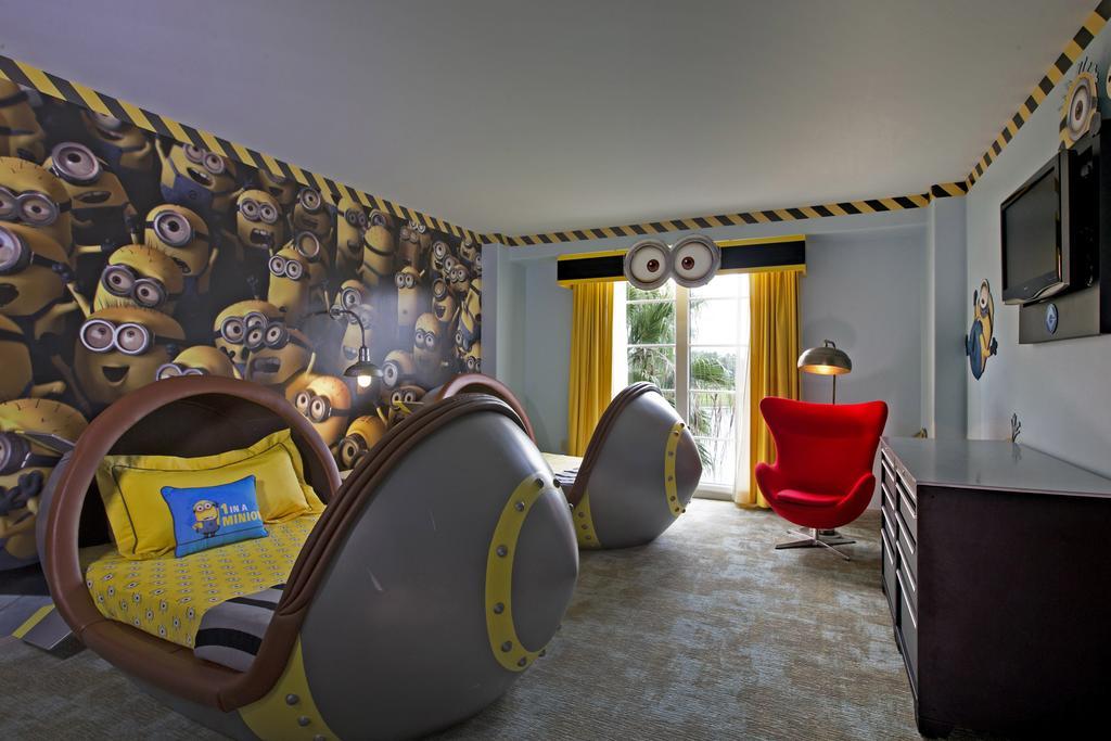Suite Despicable Me Kids - Universal Express Unlimited KOSTENFREI