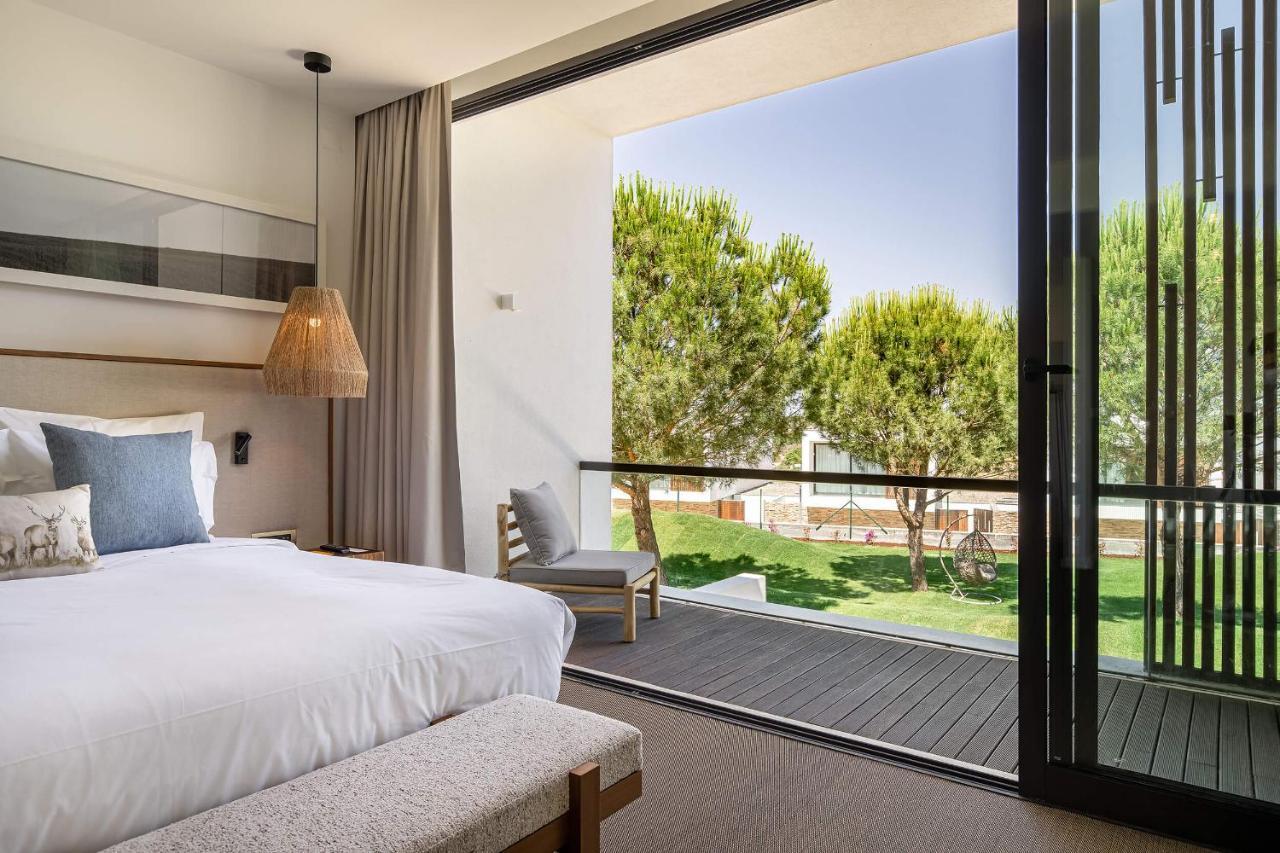 Double or Twin Room Pool View
