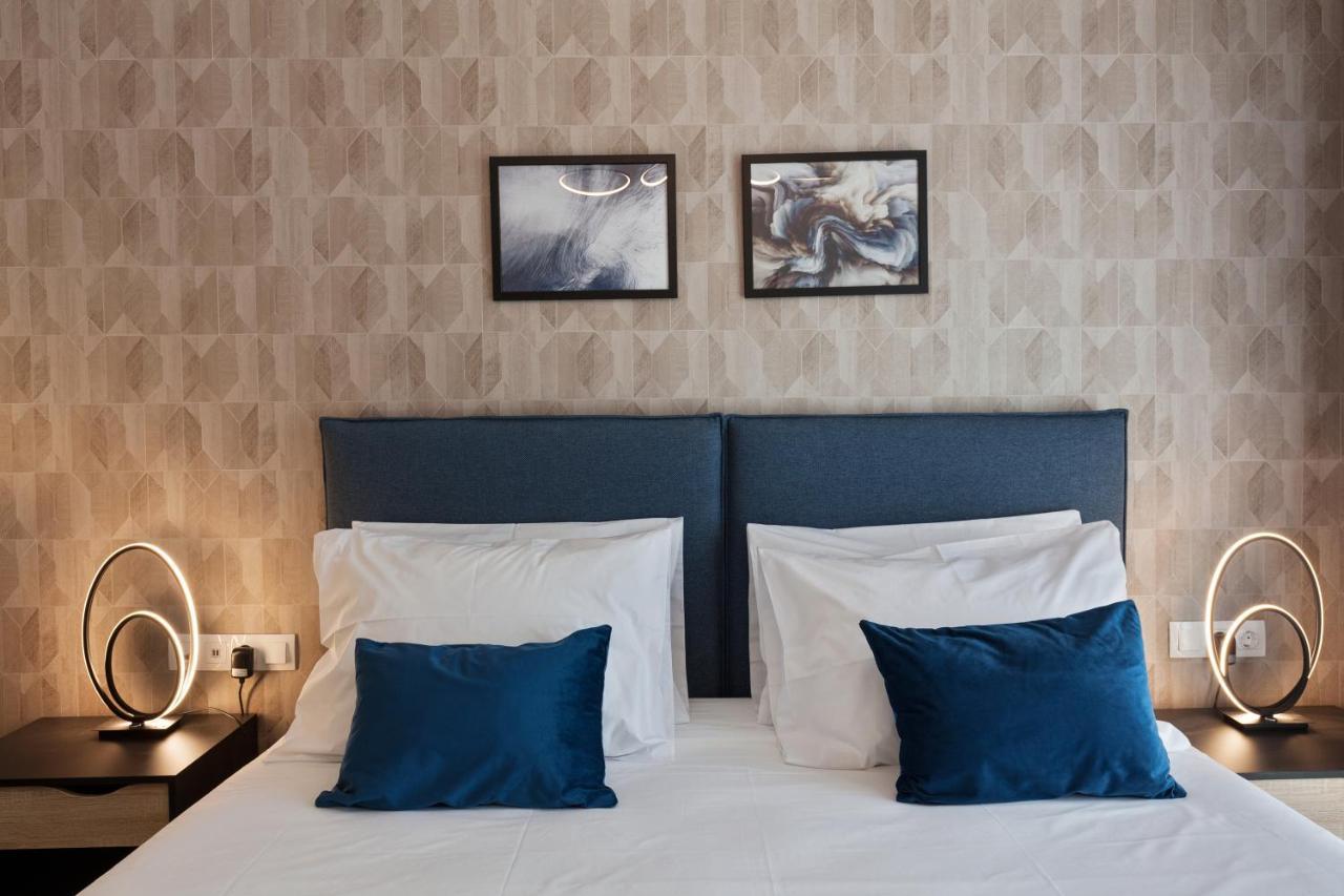Deluxe Double or Twin Room City View