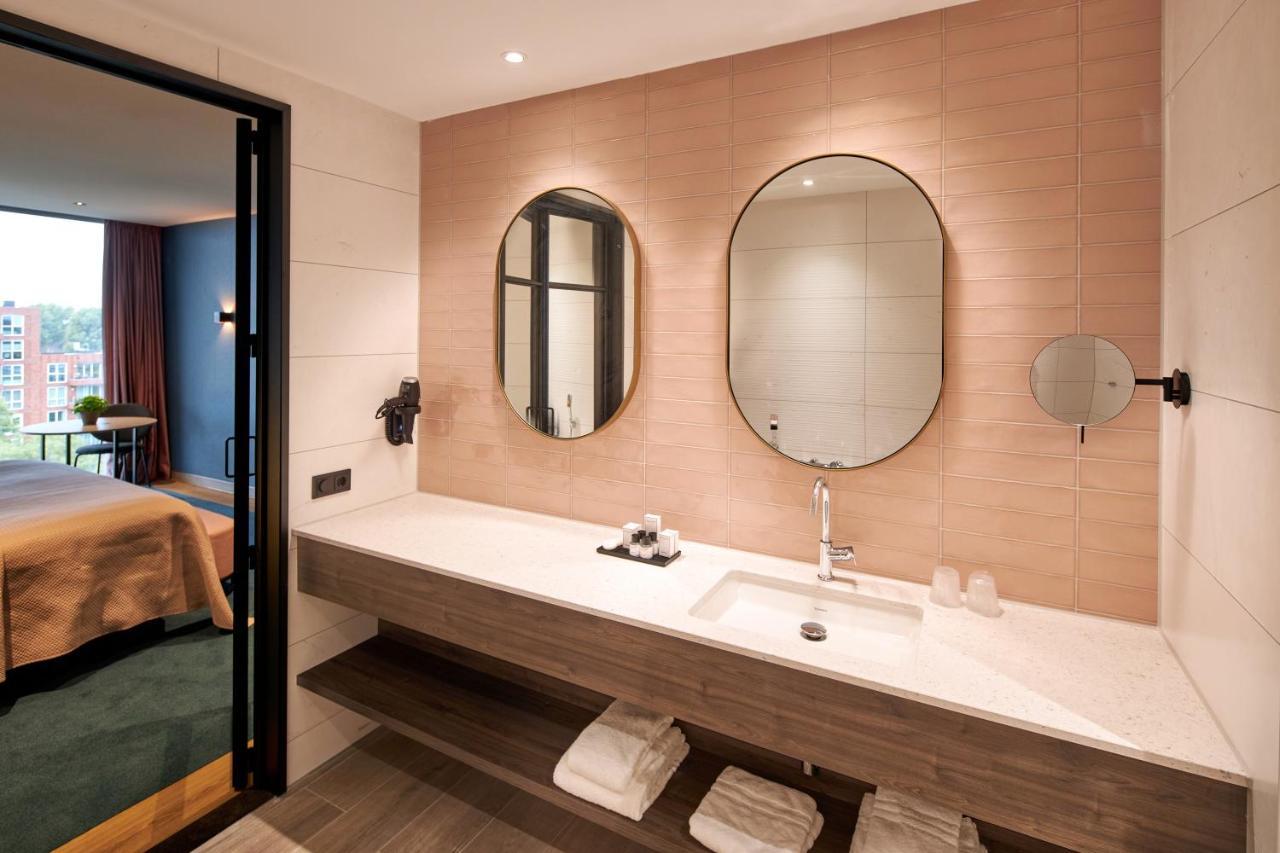 Deluxe Plus Room