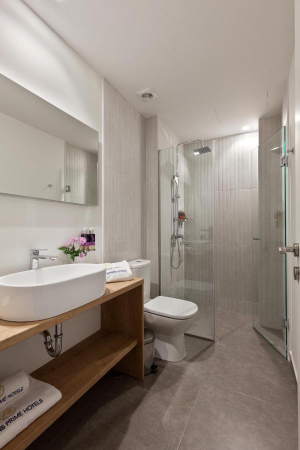 Comfort Room Semi-Basement