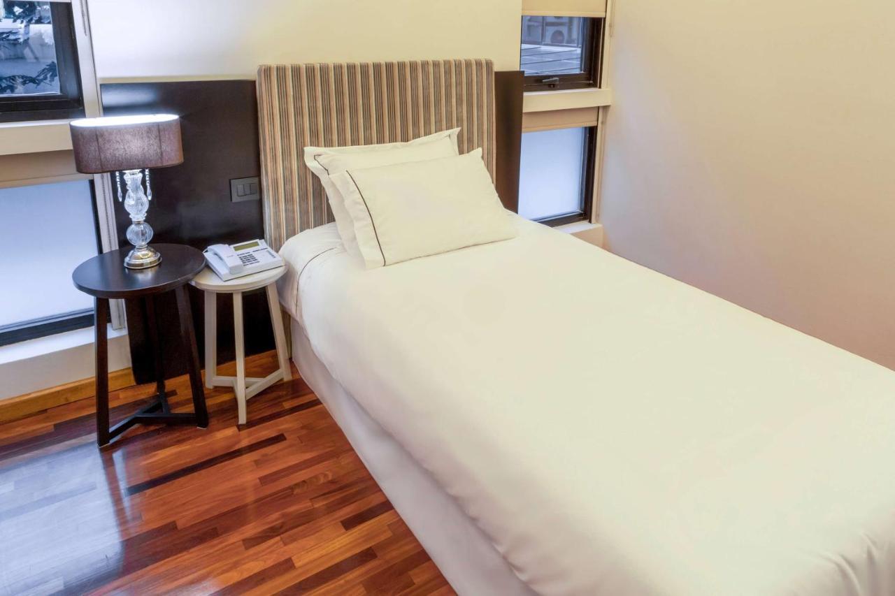 1 Double Bed Concept Mobility Accessible Room Non Smoking