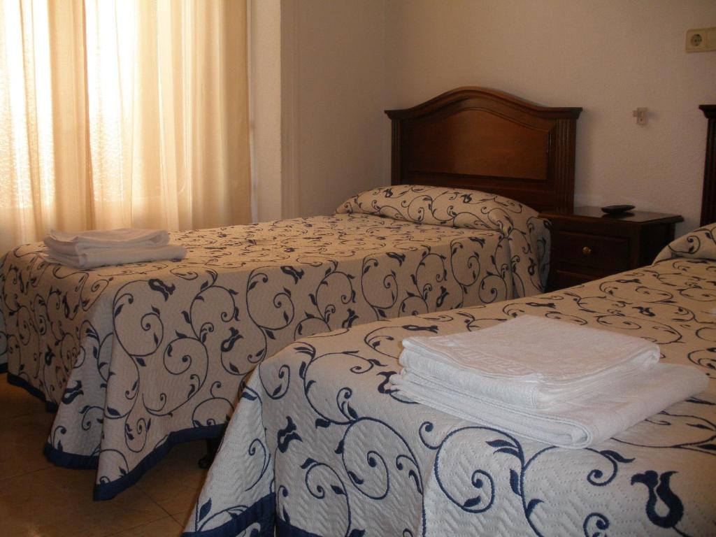 Chambre Double avec Salle de Bains Commune