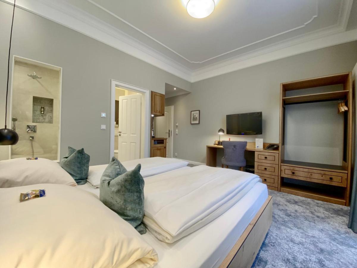 Deluxe Double Room,1165562481:JPEG