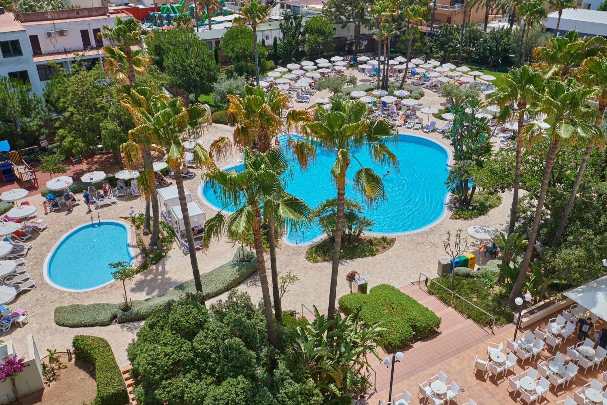 Double Room Pool View