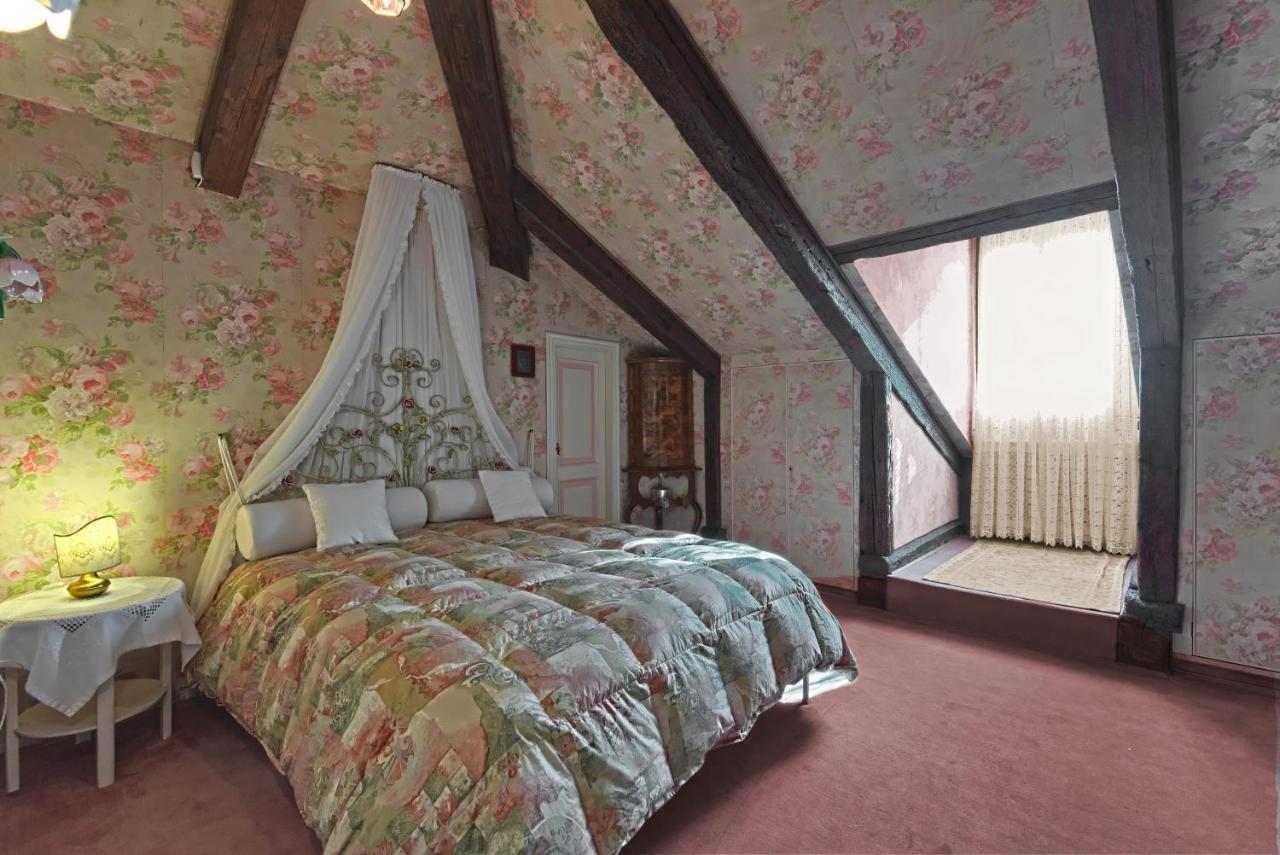 Double Room Private Bathroom