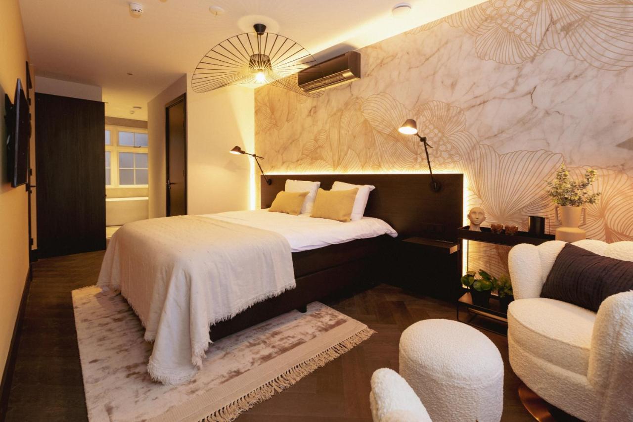 Junior suite view on the harbour