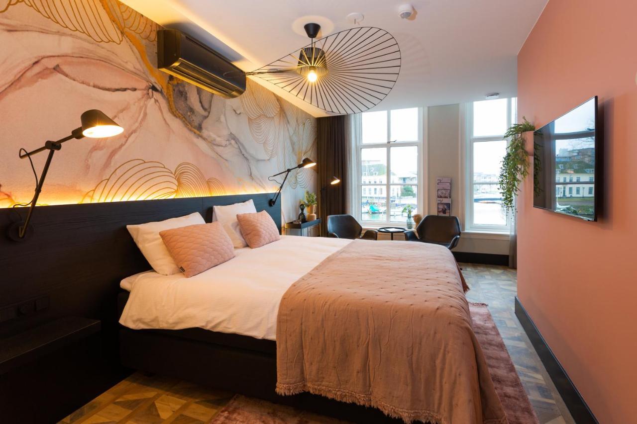 Junior suite view on the harbour