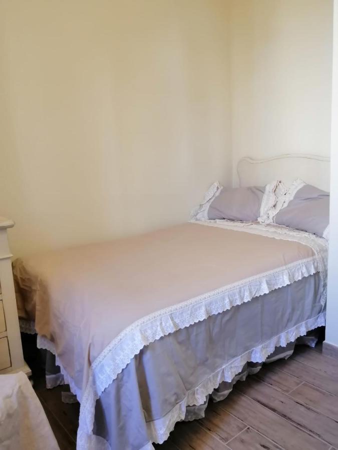 Single Room Private External Bathroom