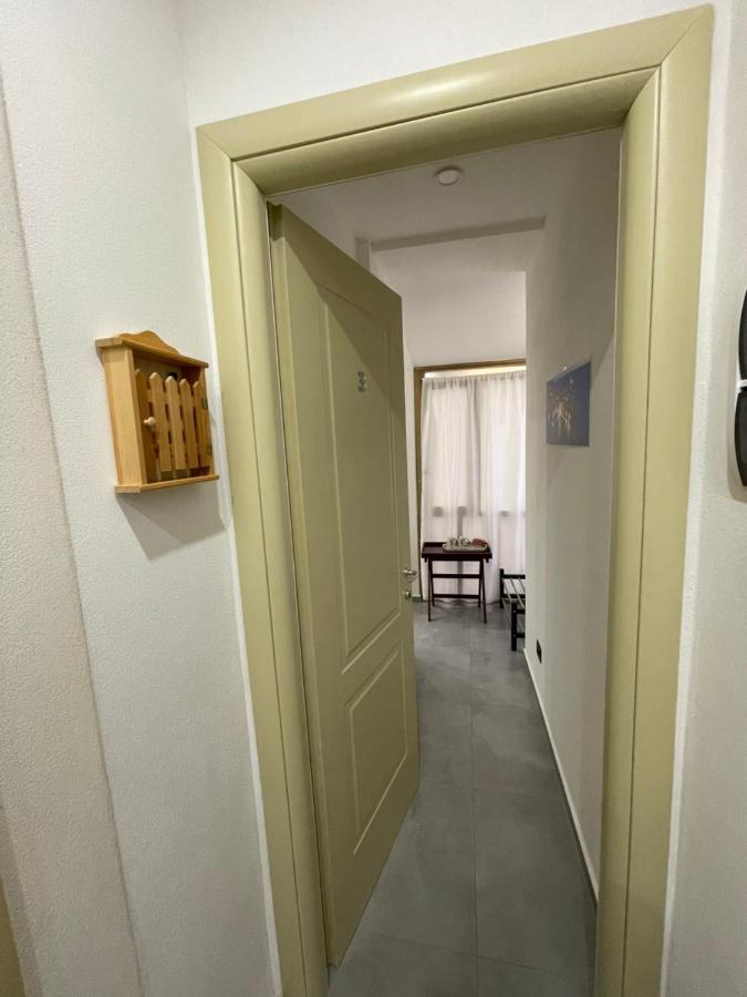 Single Room Bathroom