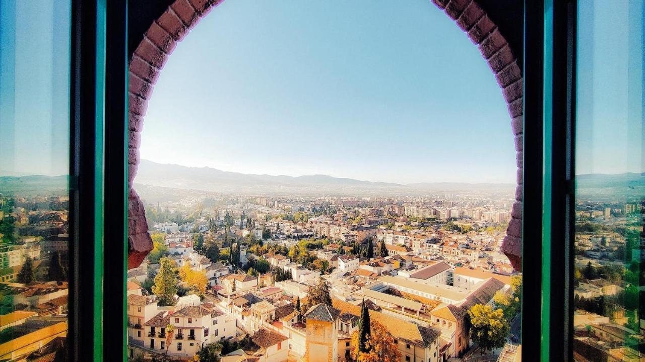 Habitación Doble Clásica con vistas a la ciudad - 2 camas - No fumadores