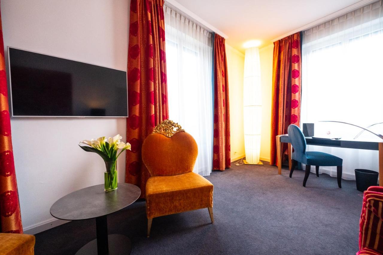 Junior Suite Lake View