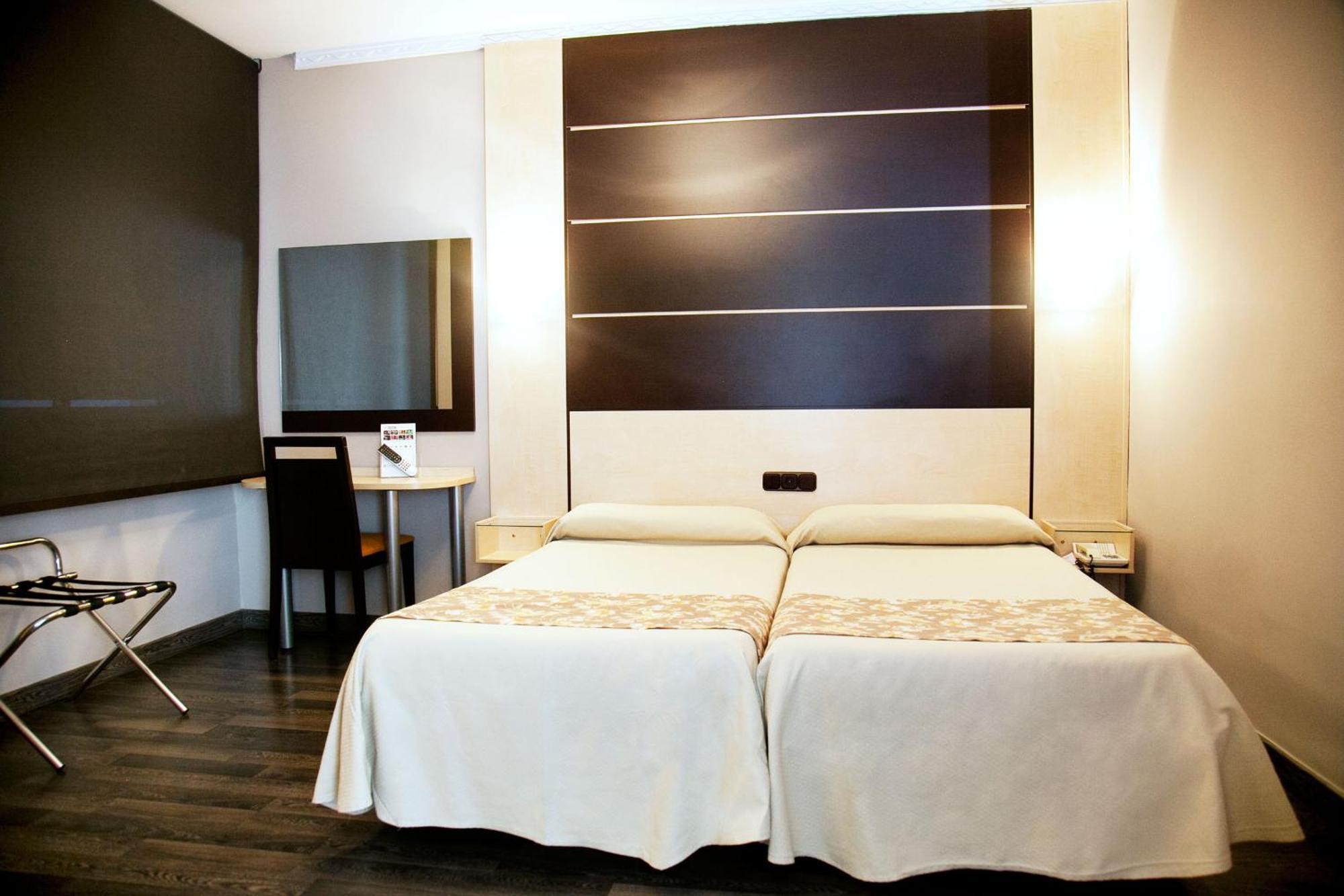 Double or Twin Room,1634395737:JPEG