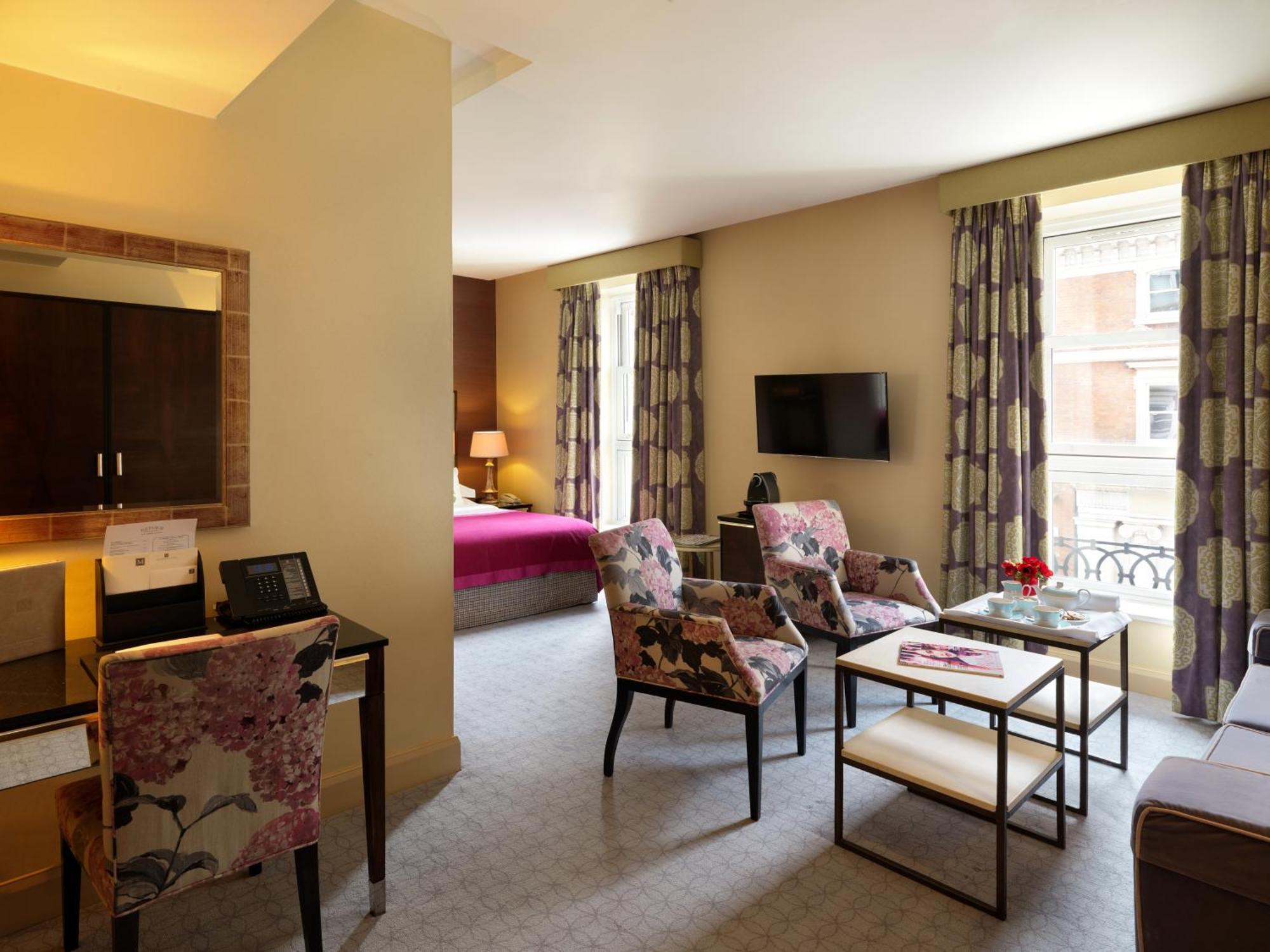 Executive Room,691699656:JPEG