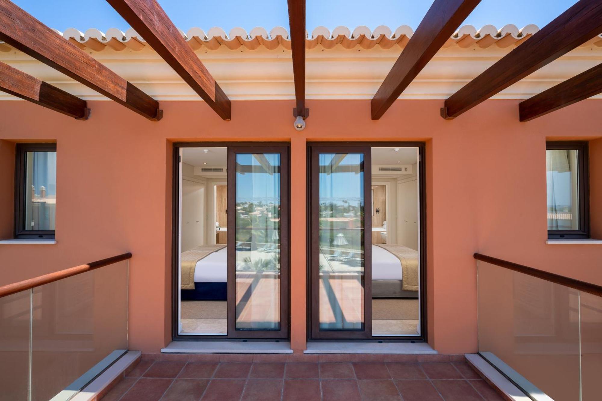 Two-Bedroom Luxury Townhouse